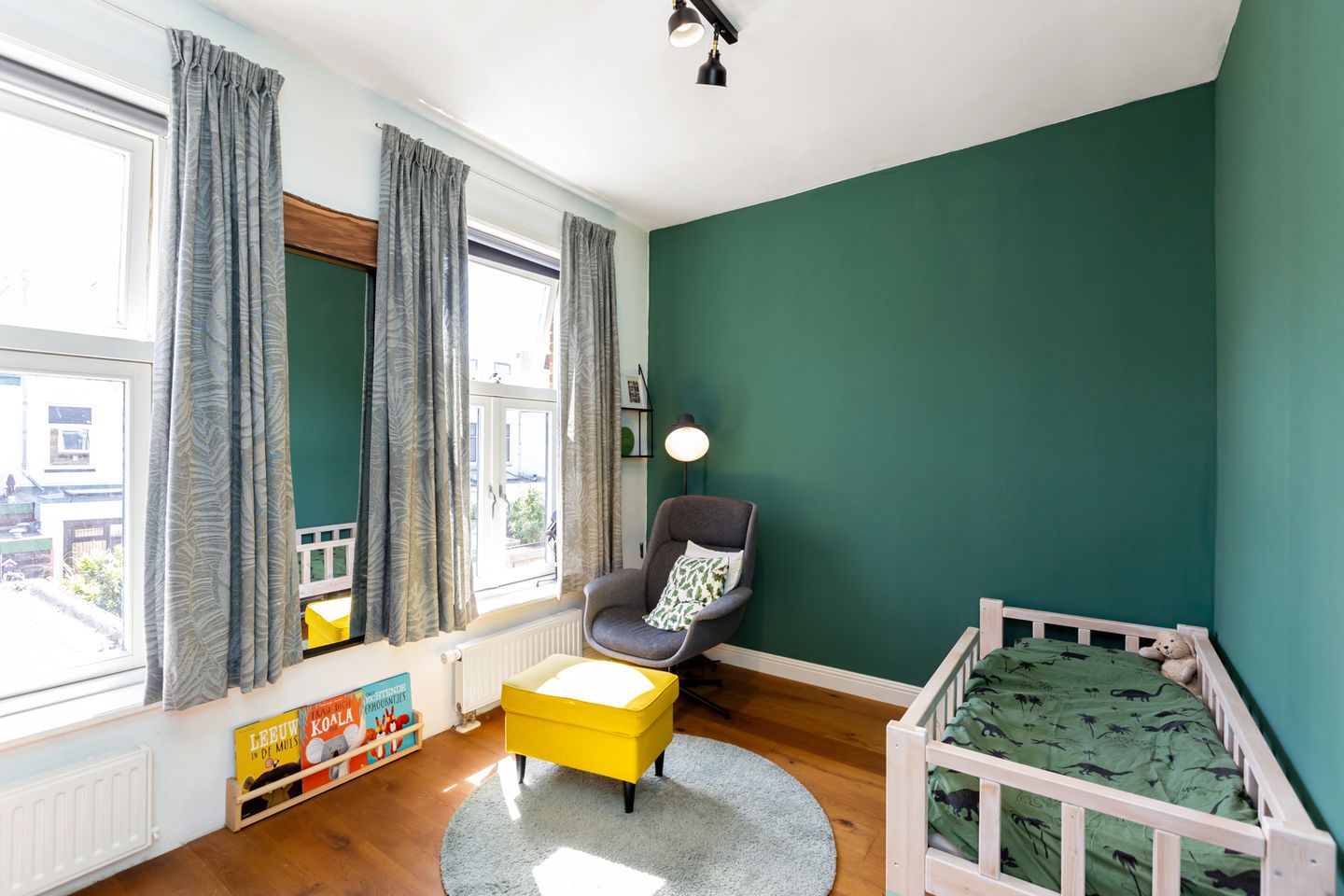 Foto 25 van Van Limburg Brouwerstraat 13