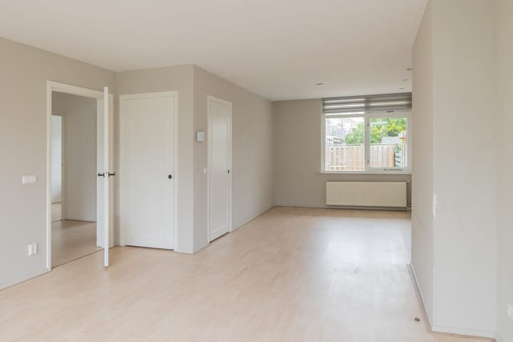 Foto 6 van Juliana van Stolberglaan 32