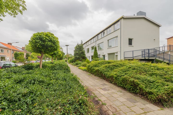 Foto 29 van Juliana van Stolberglaan 32