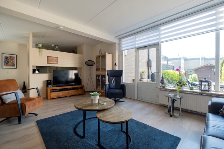 Foto 14 van Ten Oeverlaan 76