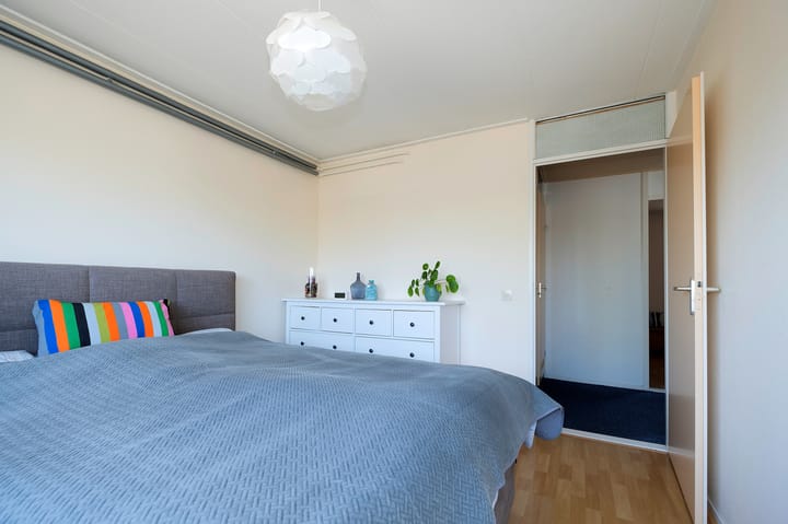 Foto 19 van Ten Oeverlaan 76