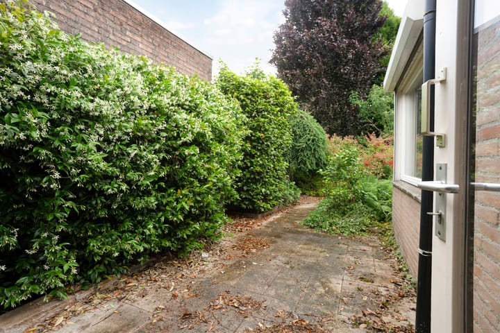 Photo 33 of Heraultlaan 50