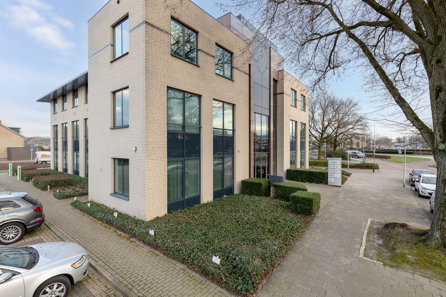 Bekijk foto 2 van Beukenlaan 137-141