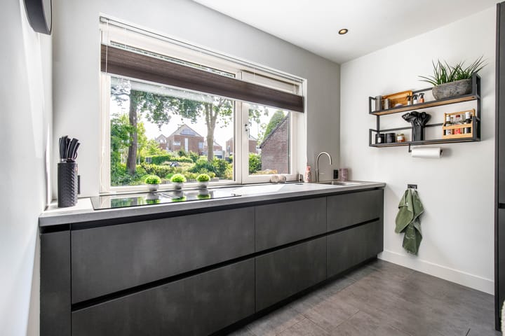 Photo 11 of Wethouder Kreftlaan 18