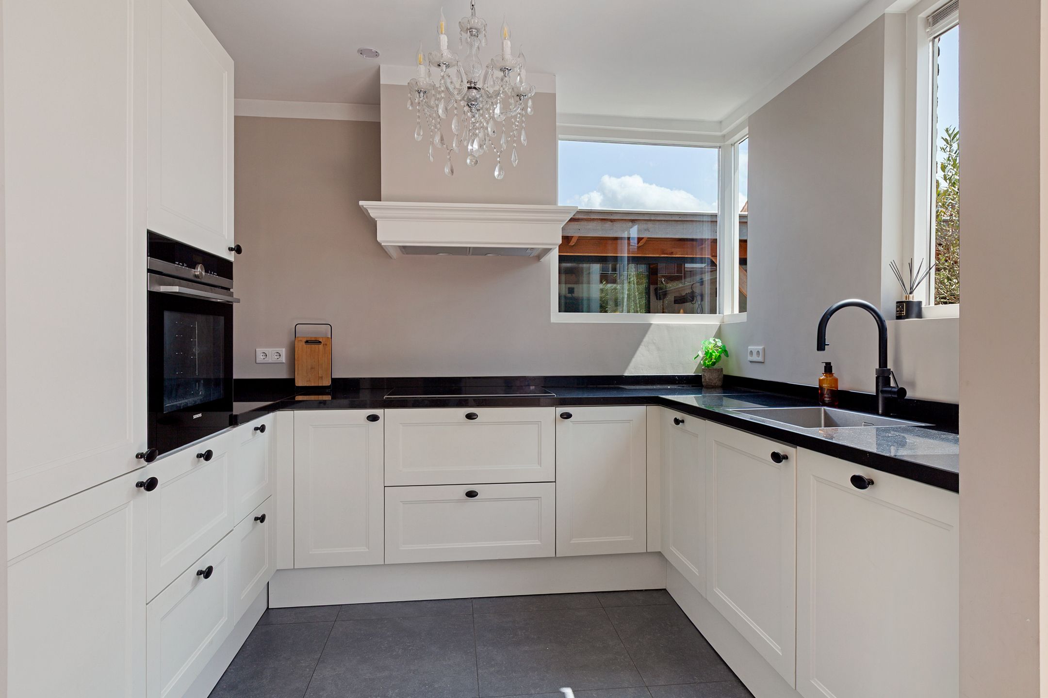 Foto 6 van Chrysantstraat 8