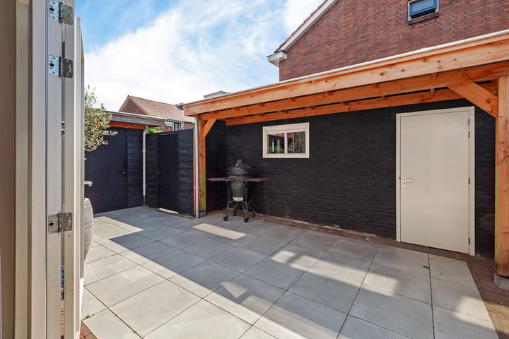 Foto 35 van Chrysantstraat 8