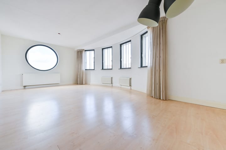 Foto 7 van Amstelplein 87