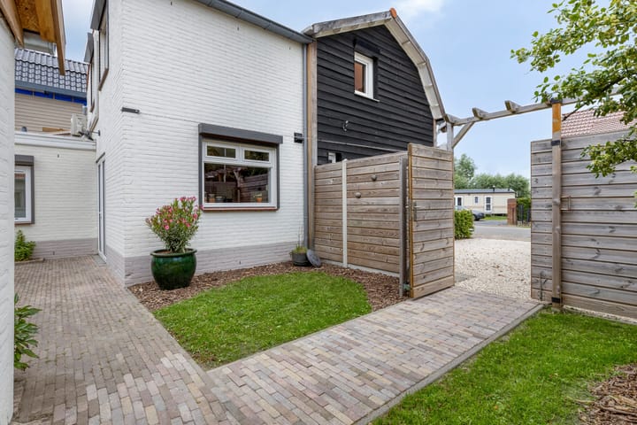 Foto 36 van Zandstraat 79