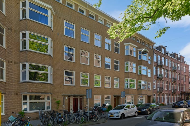 Foto 1 van Van Gentstraat 12-2