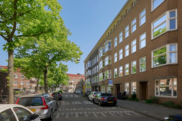 Foto 2 van Van Gentstraat 12-2