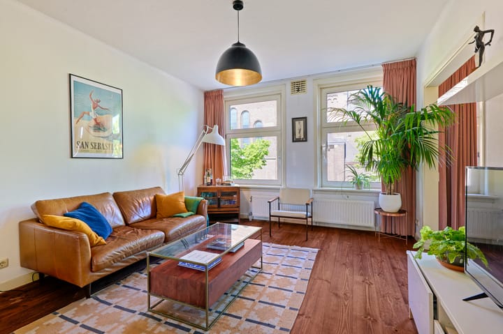 Foto 5 van Van Gentstraat 12-2