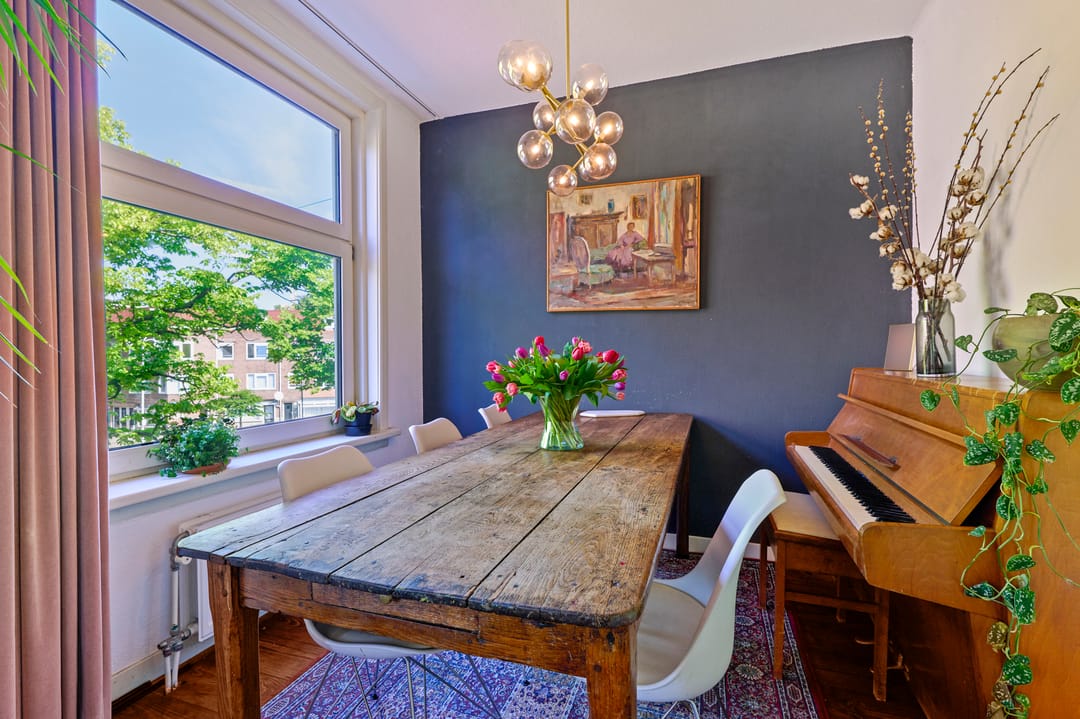 Photo 7 of Van Gentstraat 12-2