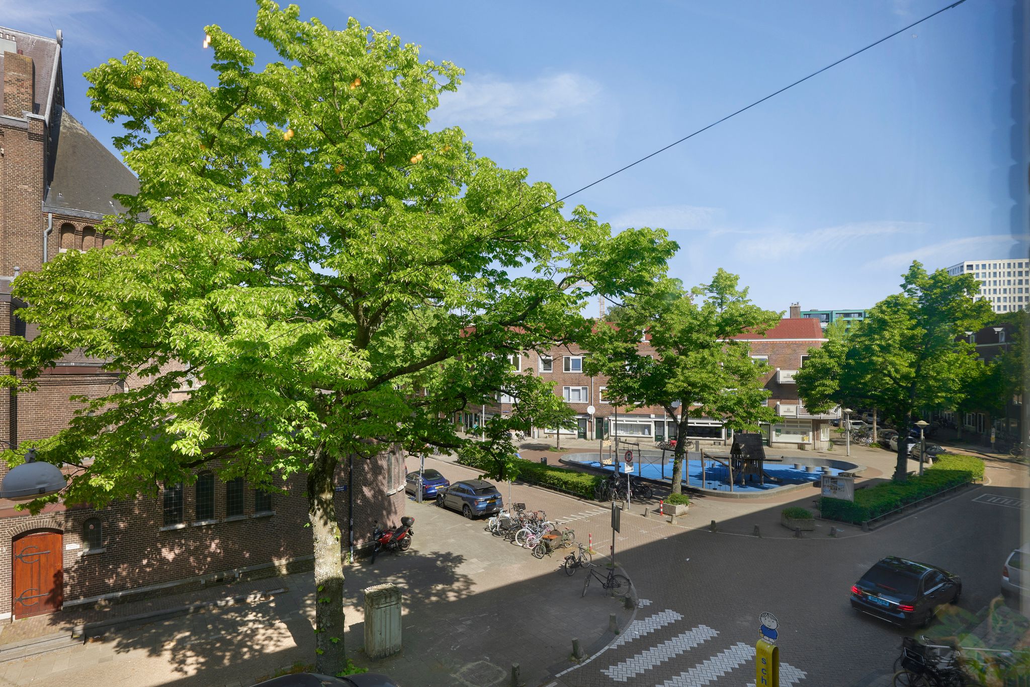 Photo 12 of Van Gentstraat 12-2