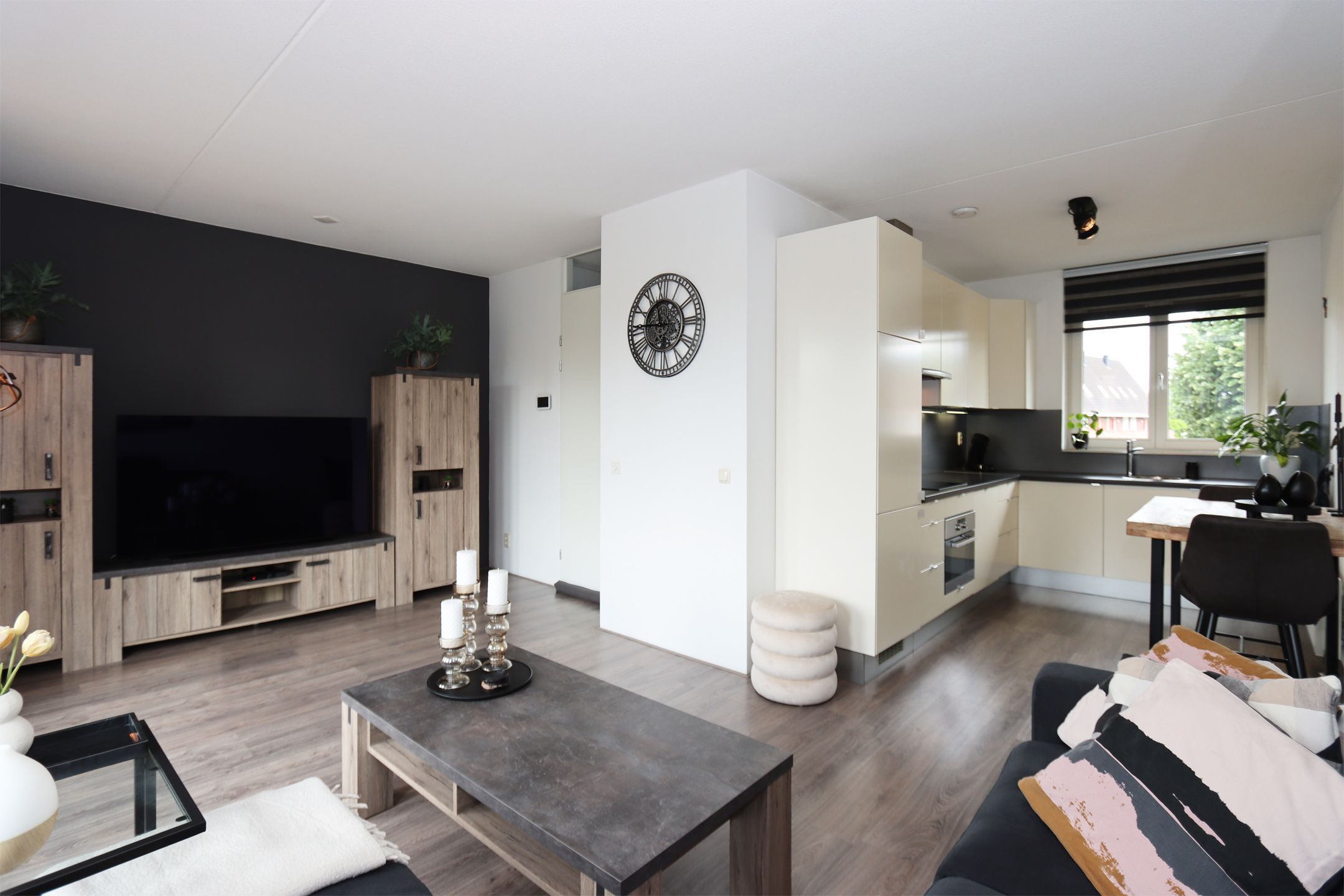 Photo 15 of Bezembinder 26