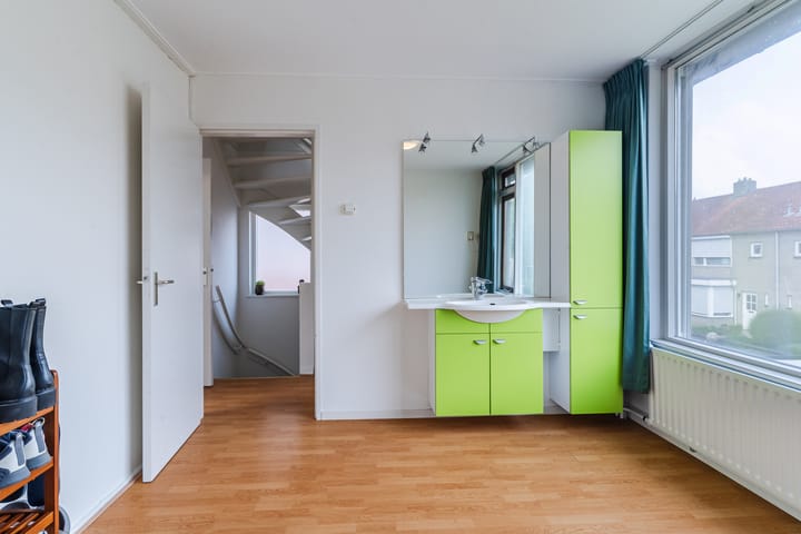 Photo 15 of Prinses Christinastraat 11