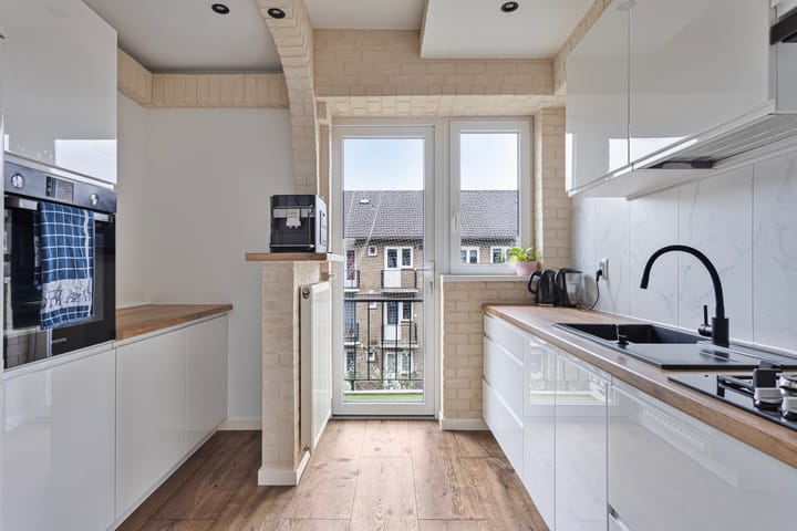 Photo 4 of Pieter de Hooghlaan 50