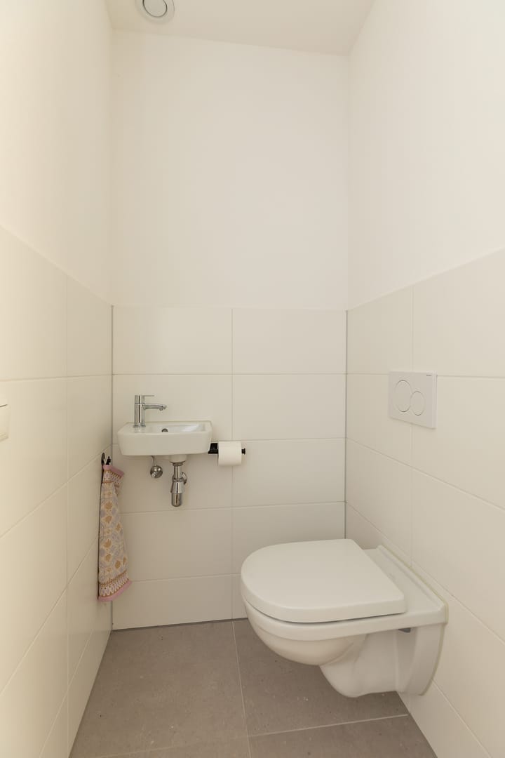 Foto 15 van Dolf van der Lindenstraat 6