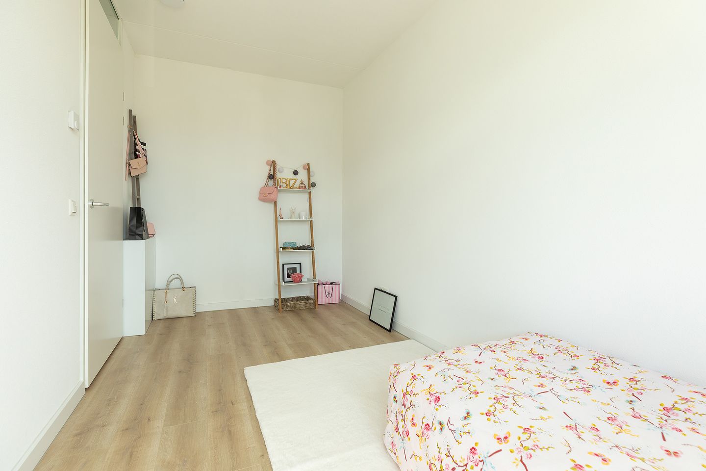 Foto 19 van Dolf van der Lindenstraat 6