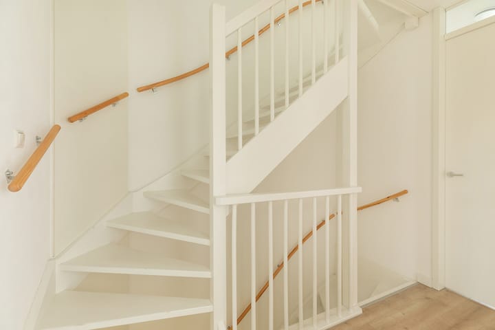 Foto 23 van Dolf van der Lindenstraat 6