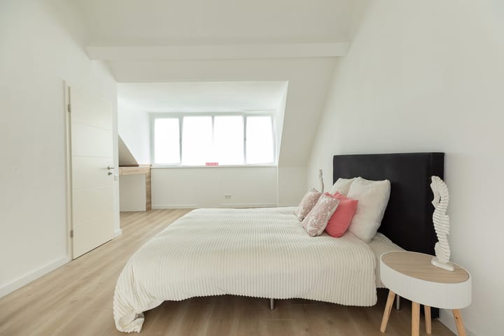 Foto 25 van Dolf van der Lindenstraat 6