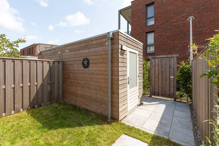 Foto 28 van Dolf van der Lindenstraat 6