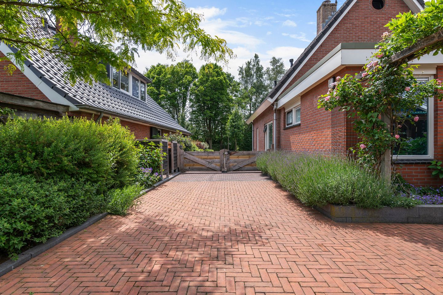 Foto 14 van Haaksbergerweg 9