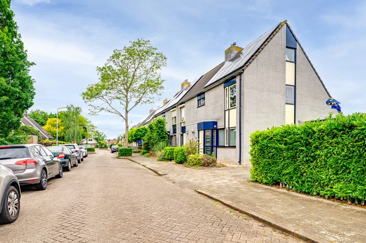 Foto 5 van Acacia 18