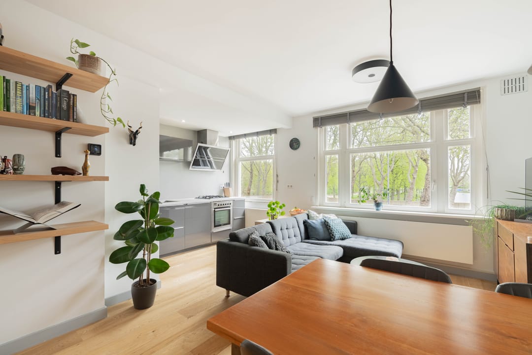 Photo 2 of Jan van Galenstraat 173-1