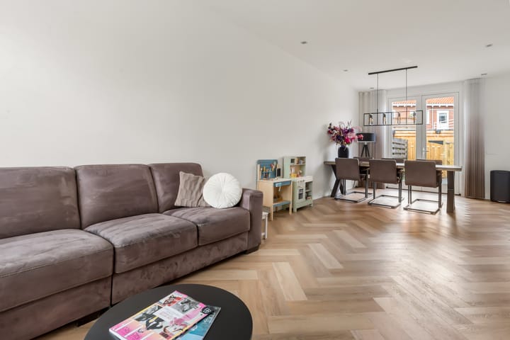 Foto 5 van Helmersstraat 19