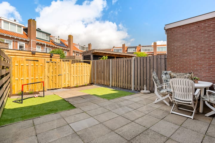 Foto 9 van Helmersstraat 19