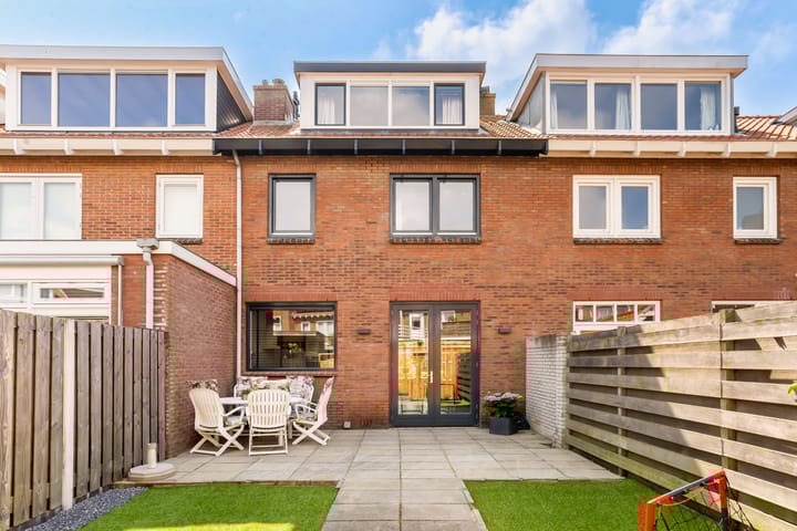 Foto 11 van Helmersstraat 19