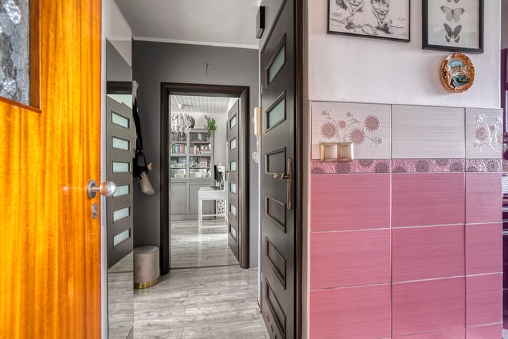 Foto 12 van Tholenstraat 24