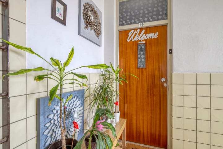 Foto 19 van Tholenstraat 24