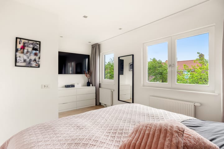 Foto 25 van Helmersstraat 19