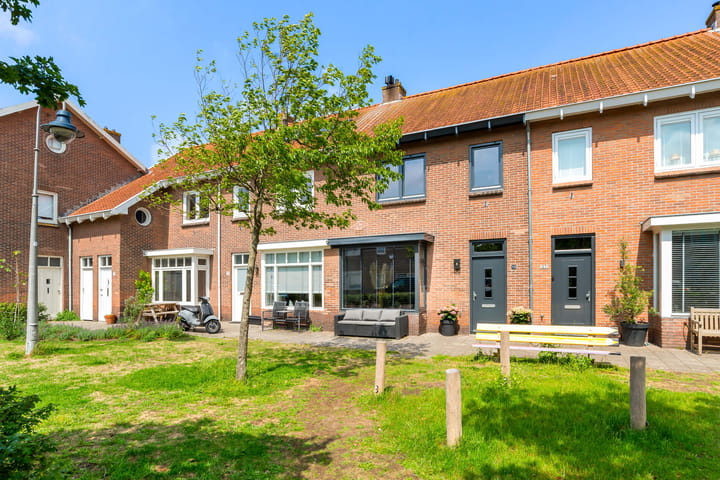 Foto 48 van Helmersstraat 19