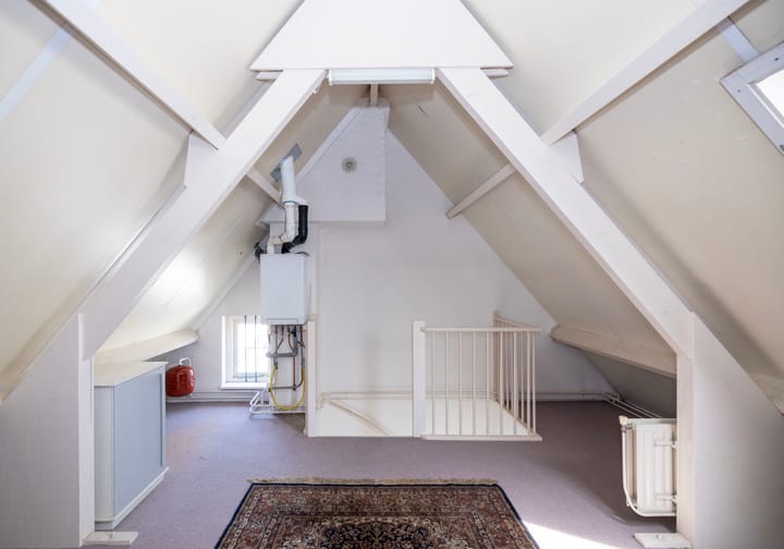 Foto 25 van Den Hof 9