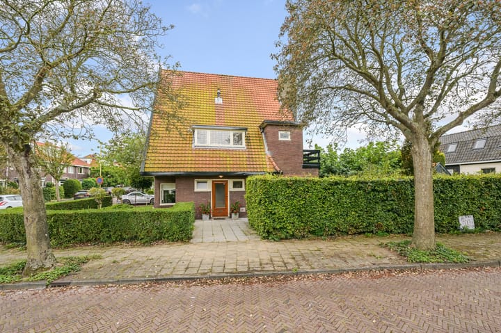 Foto 2 van Dr. Leenaersstraat 22