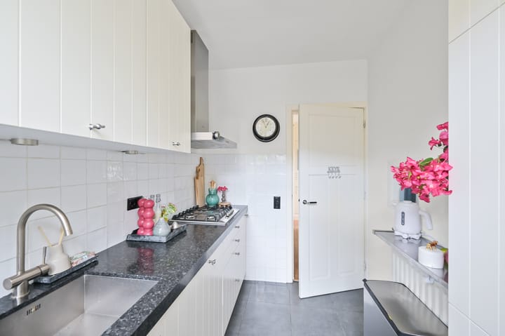 Foto 11 van Dr. Leenaersstraat 22