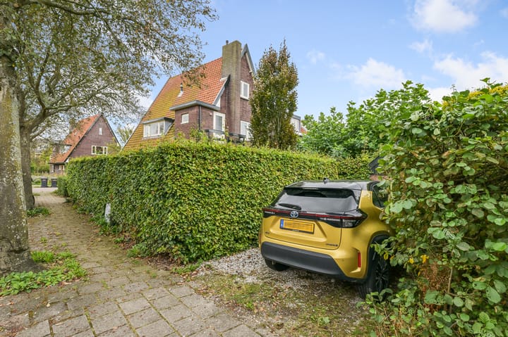 Foto 31 van Dr. Leenaersstraat 22