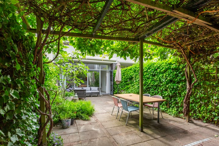 H.P.J. de Vriesstraat 9