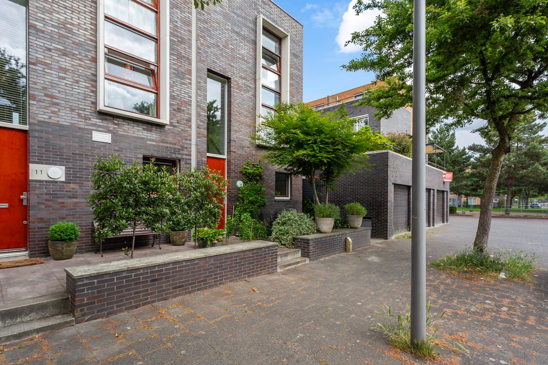 Foto 2 van H.P.J. de Vriesstraat 9