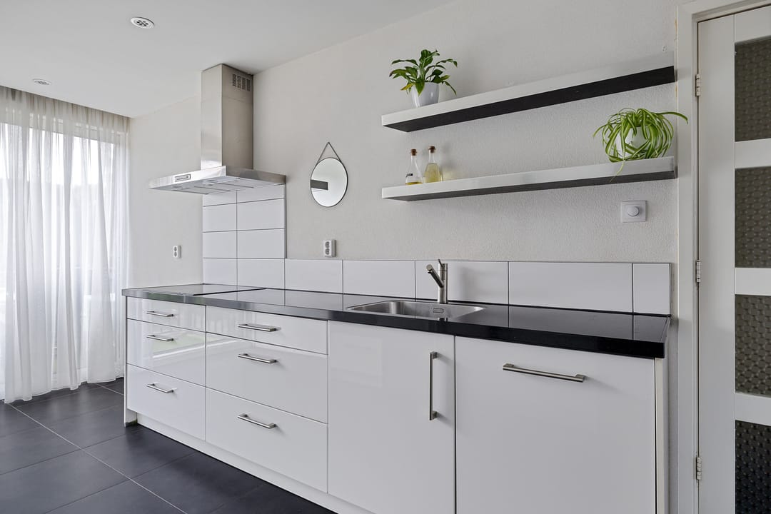 Photo 22 of Valeriaanstraat 34