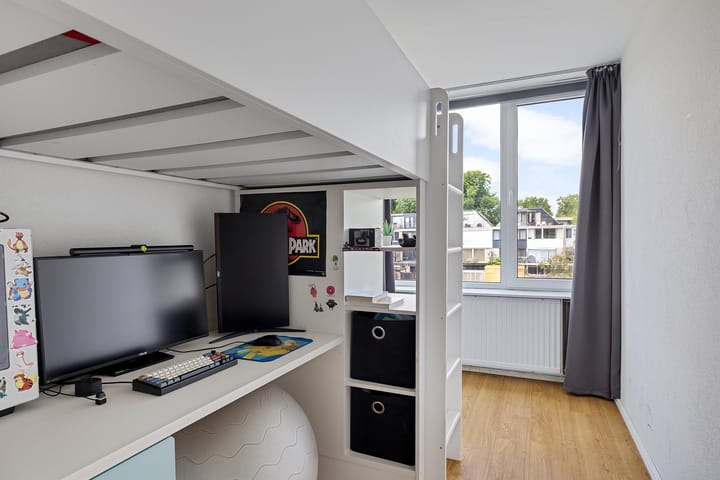 Foto 27 van Valeriaanstraat 34