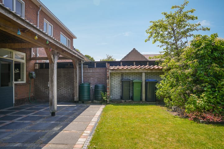 Foto 33 van van der Dussenlaan 9