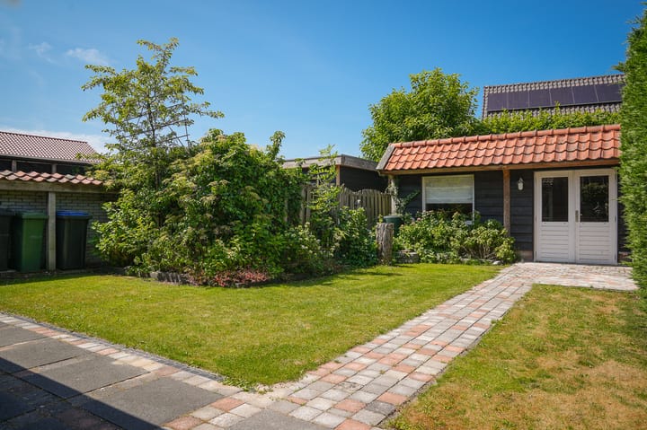 Foto 36 van van der Dussenlaan 9