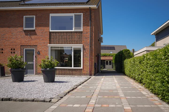 Foto 37 van van der Dussenlaan 9