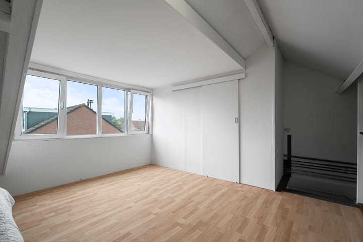 Photo 22 of Kruiszwin 3323