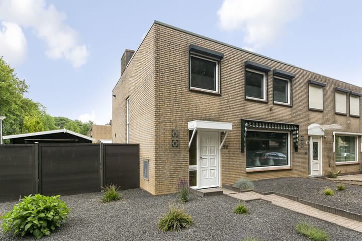 Foto 1 van Nobelstraat 13