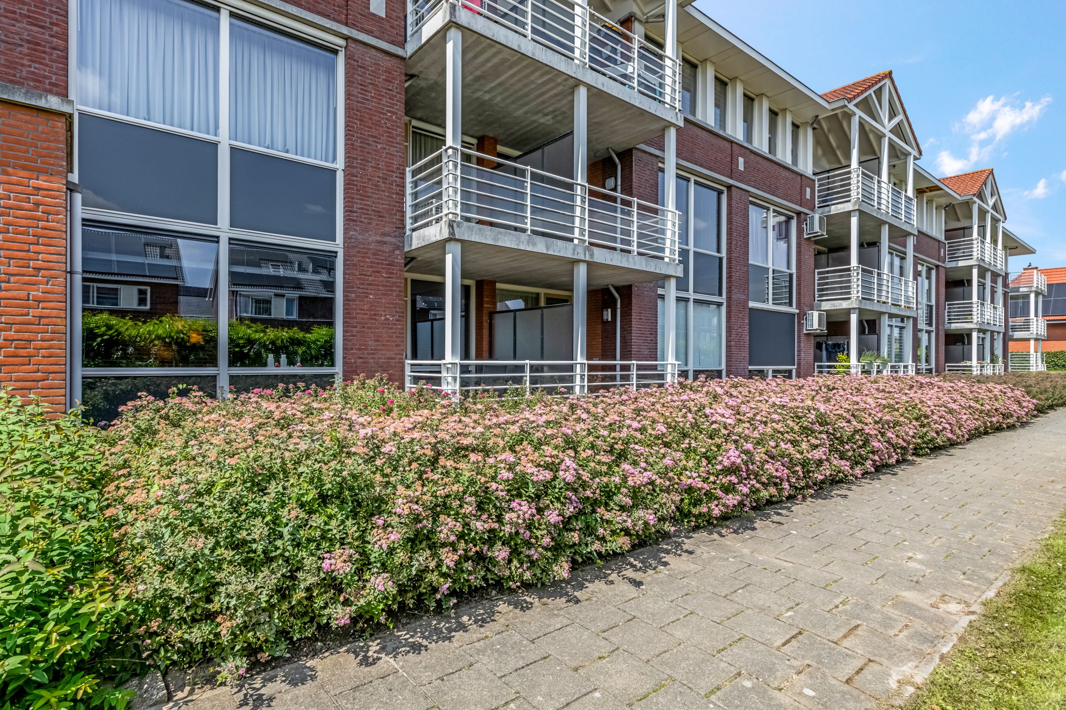 Photo 36 of Sestertiusstraat 50