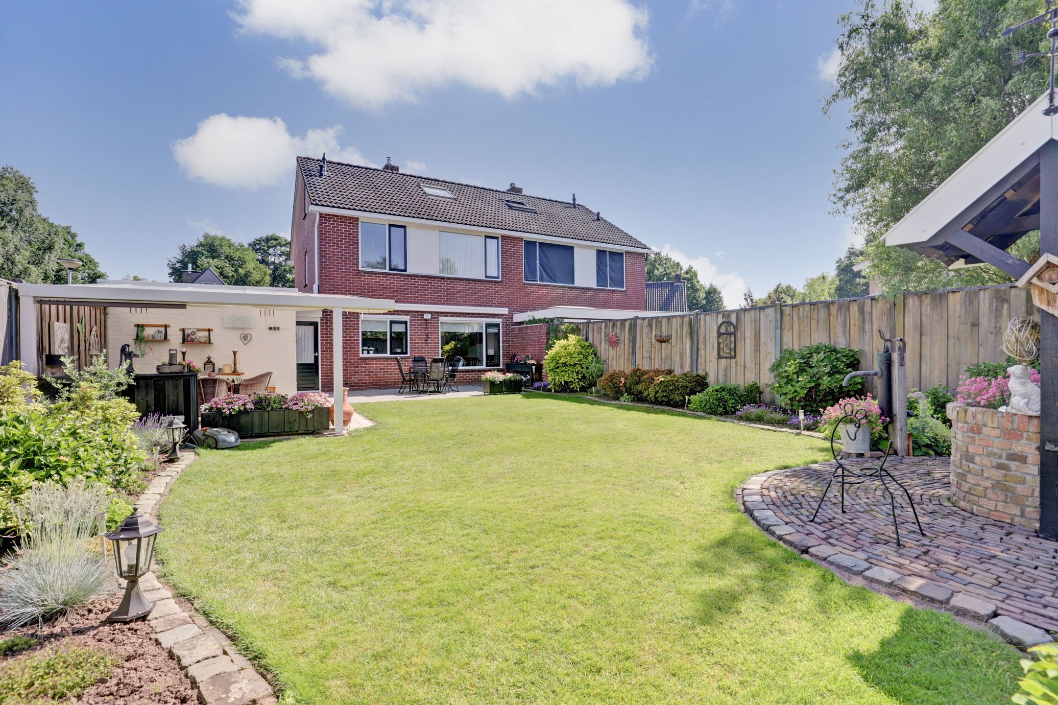 Foto 27 van Europa-ring 205